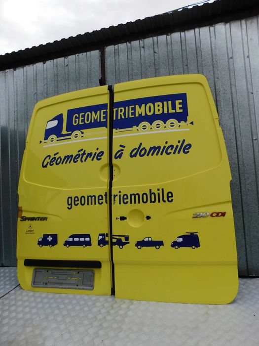 Mercedes Sprinter 906 VW CRAFTER drzwi tył NISKIE komplet 2 SZT IGŁA