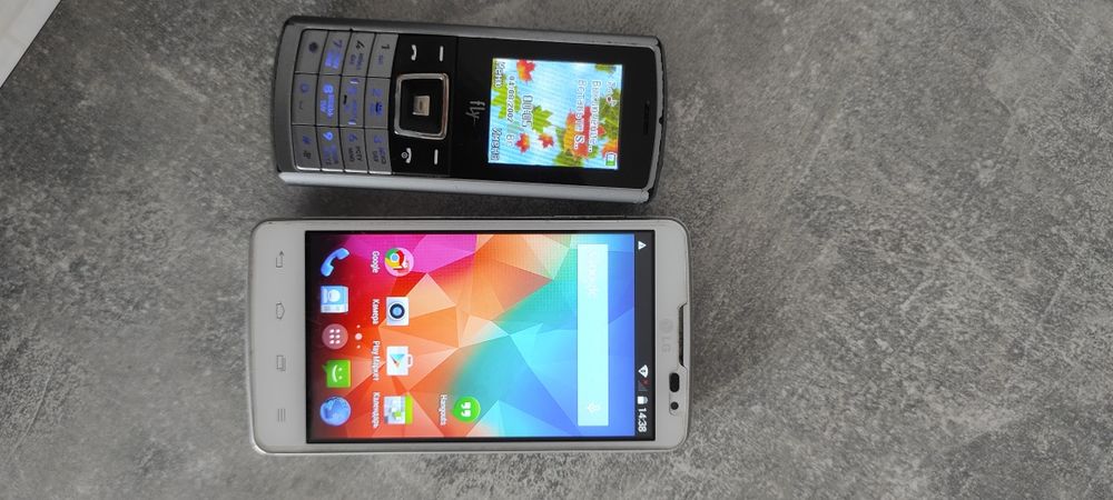 Мобільний телефон LG L60 Dual X135 і Fly DS160