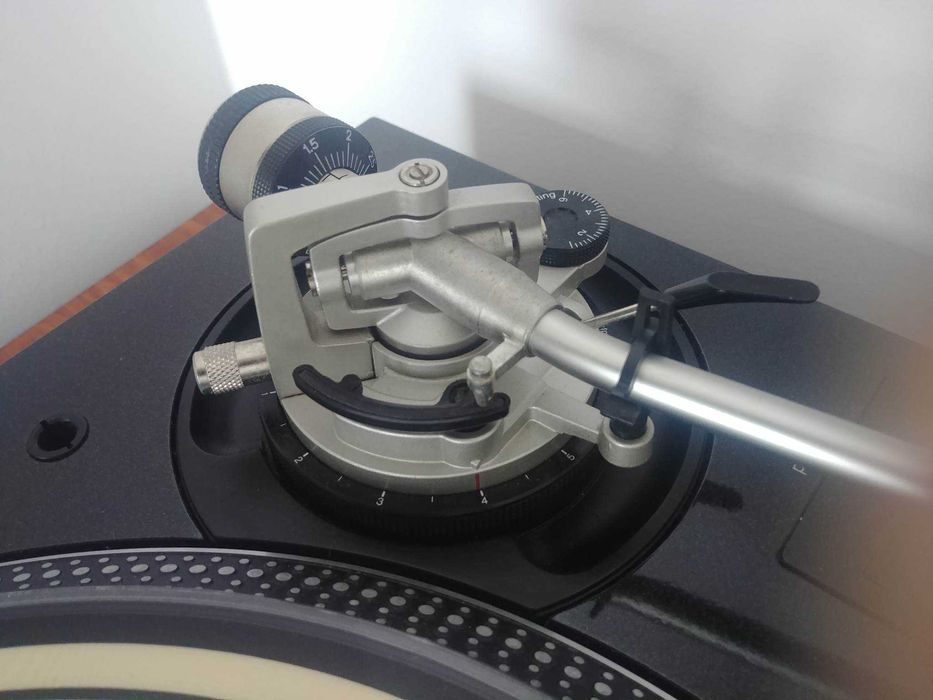 2 Gramofony Technics SL-1210M5G i mikser Rane TTM57 mk II