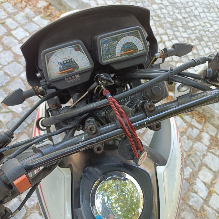 Honda XR 125cc impecável