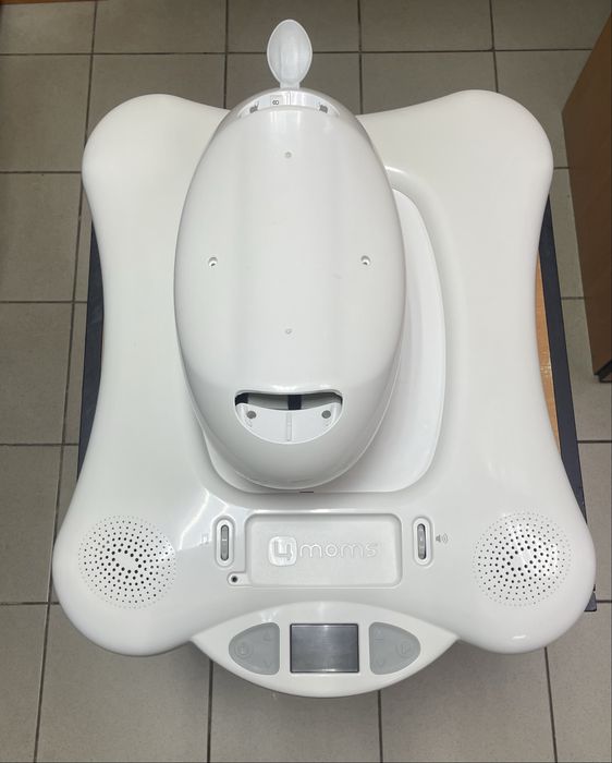 Заколисуючий центр 4moms  MamaRoo 2.0 під ремонт чи на запчастини.