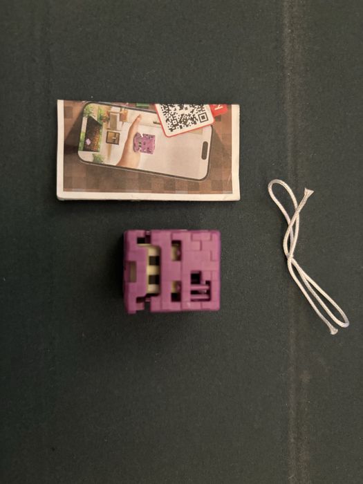 Kinder Joy Minecraft Shulker