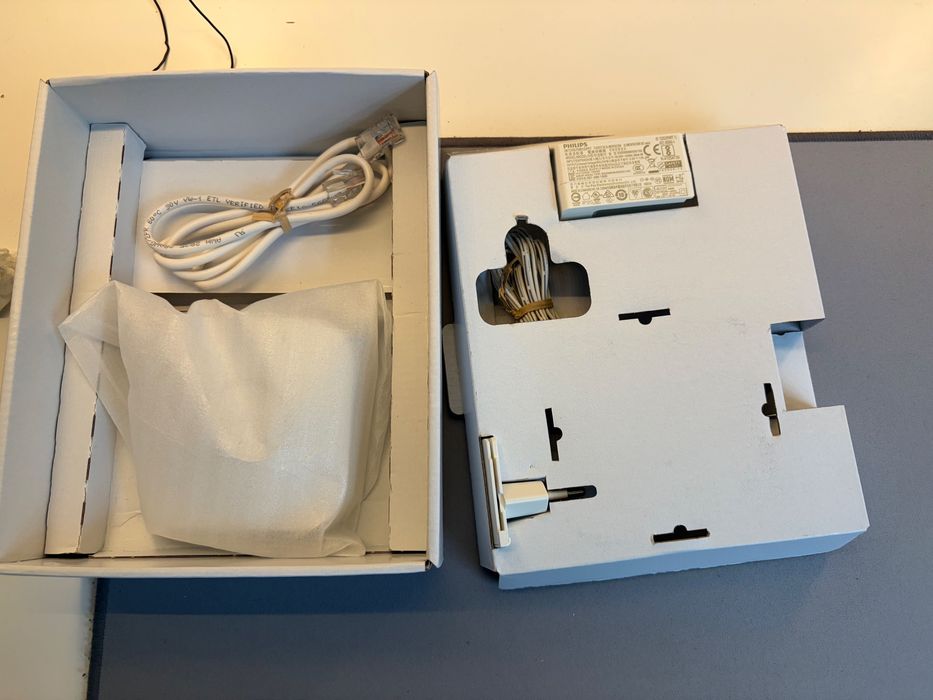 Mostek Philips Hue Bridge