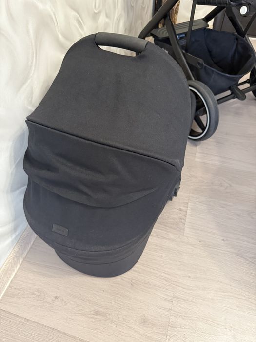 Продам коляску Cybex