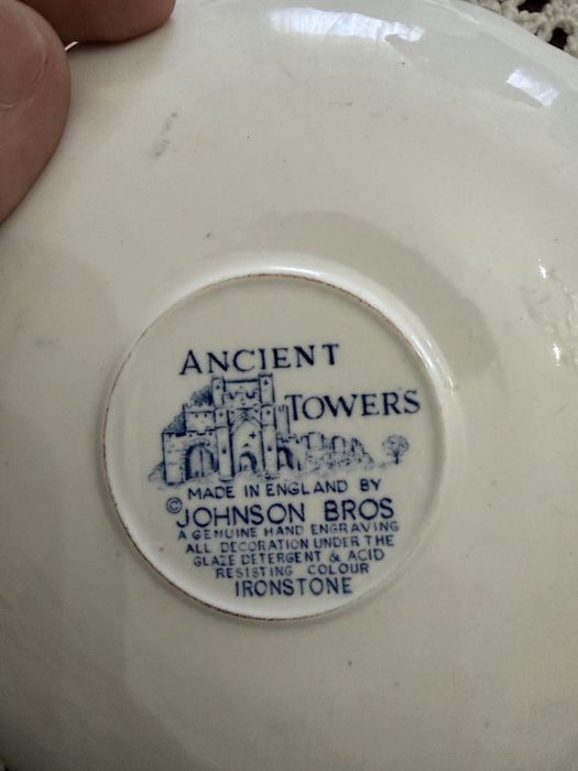 Conjuntos de Chavenas Ancient Towers