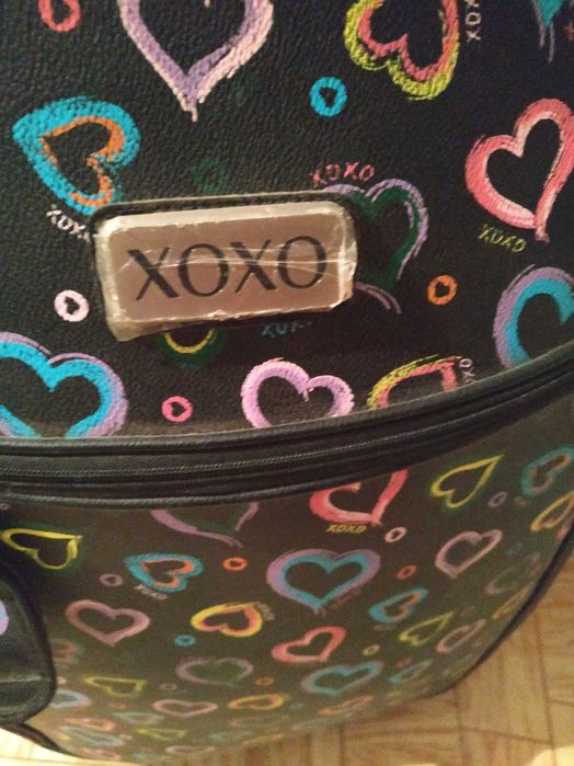 Валіза XOXO з сердечками