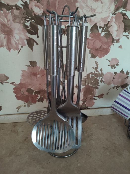 Продам кухонный набор