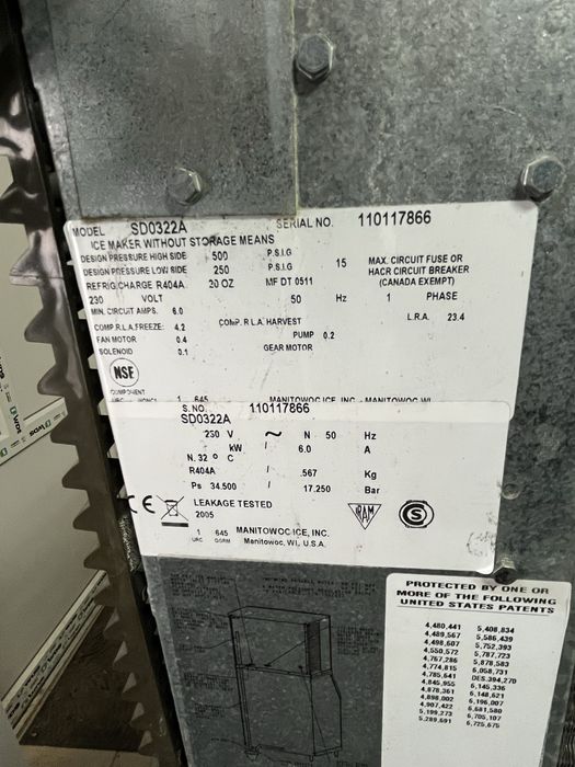 Льодогенератор кубикового типу Manitowoc S-322 з бункером B-320 Б/В