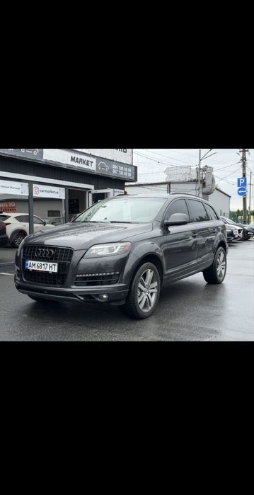 Продам AUDI Q7 2011