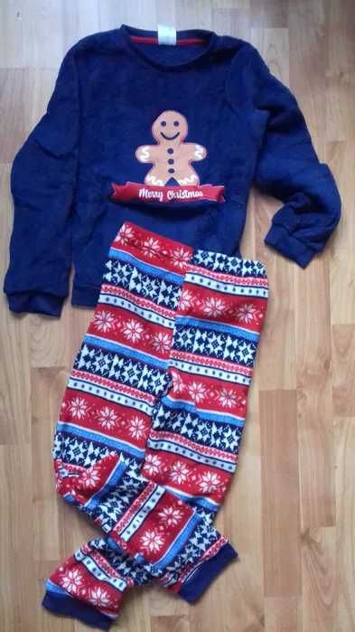 Piżamka świąteczna 122/128 ciepła