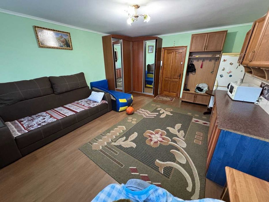 Оренда кімнати в гуртожитку, вул. Орлина, 8а (р-н 8 лікарні)