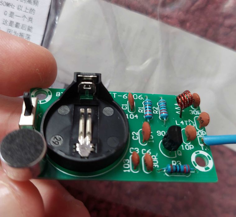 Безпровідний ФМ мікрофон - трансмітер, передавач на ФМ частотах CR2032