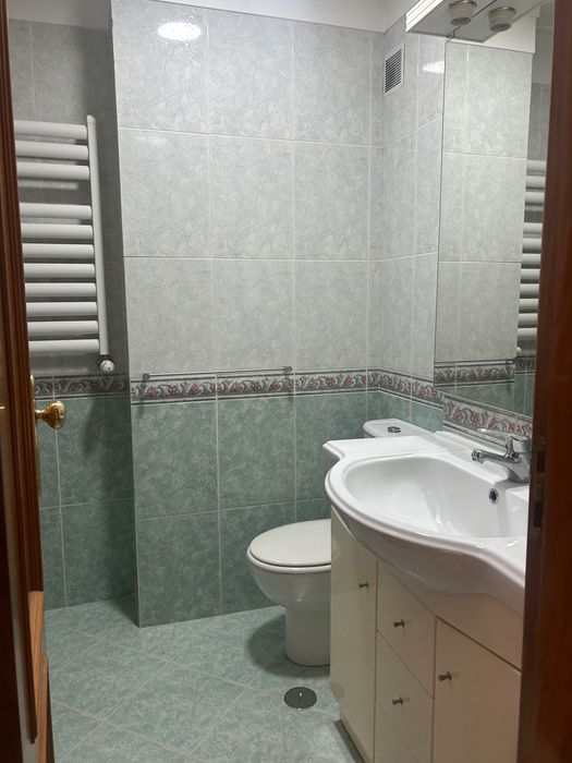 Casa t2 para arrendar em Belas, nas Campinas