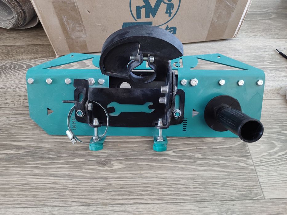 Слайдер для запилювання плитки під 45°