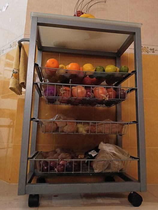 Carrinho de apoio cozinha