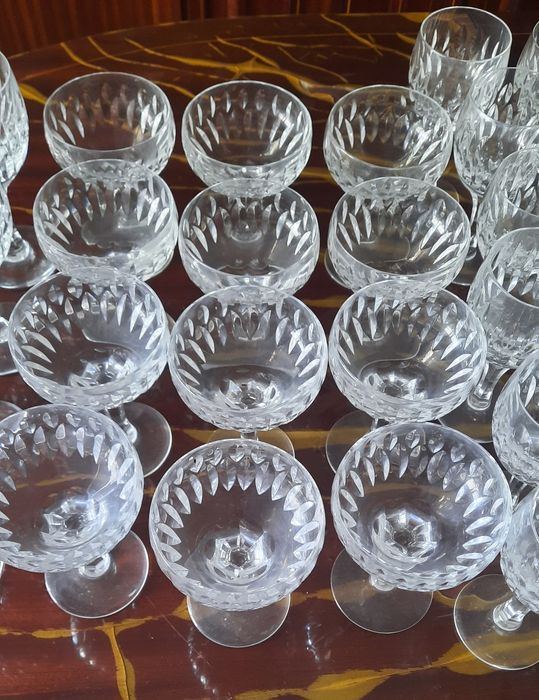 Crystal Glass Set431979154763294721