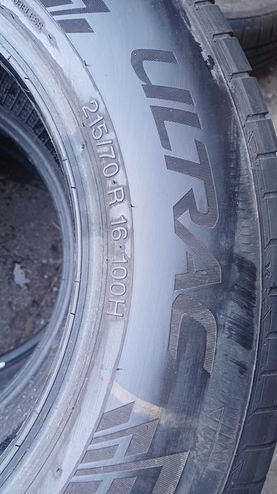 Vredestein Ultrac 215/70 R16 100H 2022r