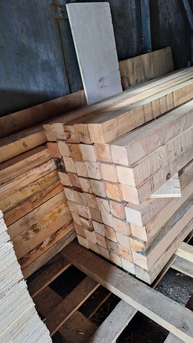 Kantówki, belki, krawędziaki, legary, słupki itp 7x7 cm. Dwie długości