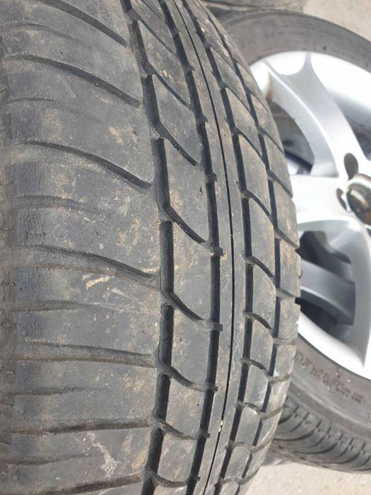 Продам шини FIRESTONE 205/50 16 87W