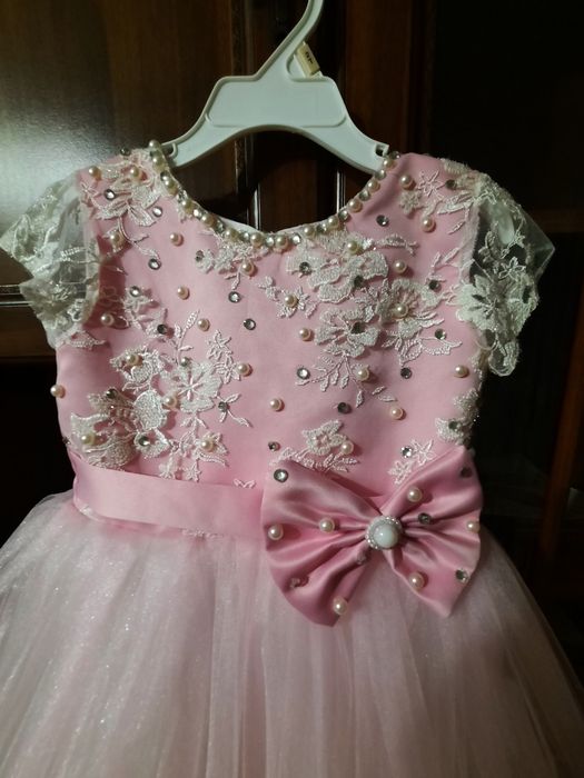 плаття для дівчинки святкове
