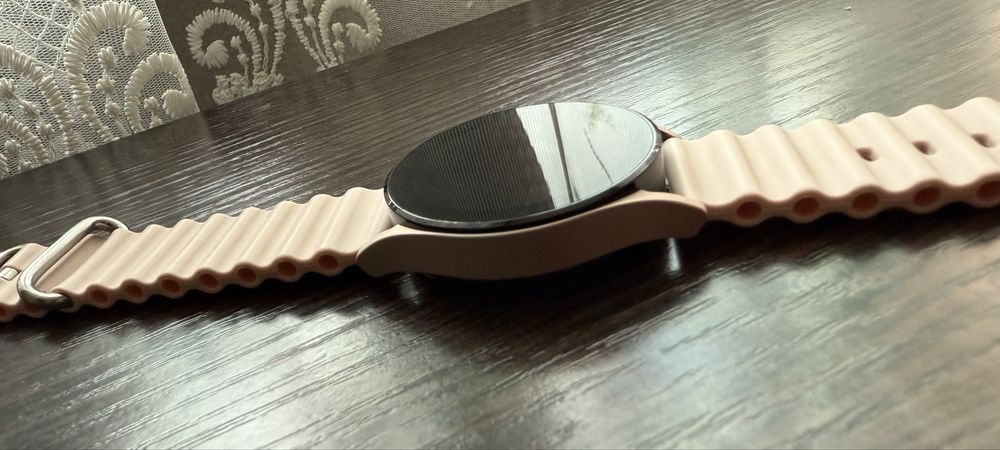 Смарт-годинник Samsung