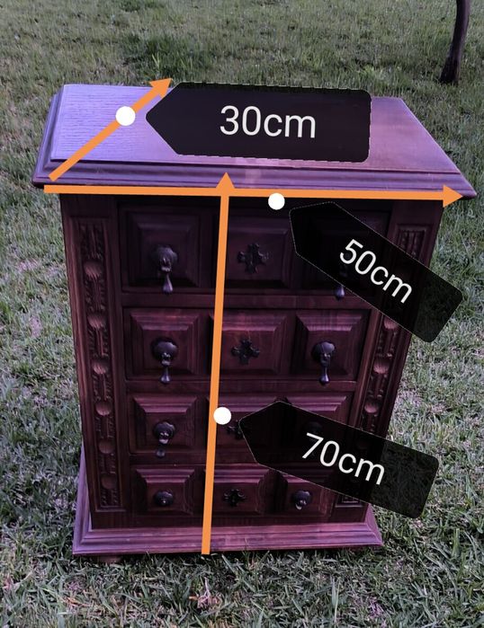 Móvel camiseiro quatro gavetas em madeira maciça de castanho