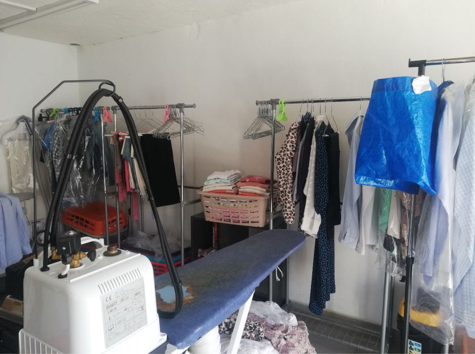 Vendo tábua semi- industrial e ferro industrial conjunto ou separado