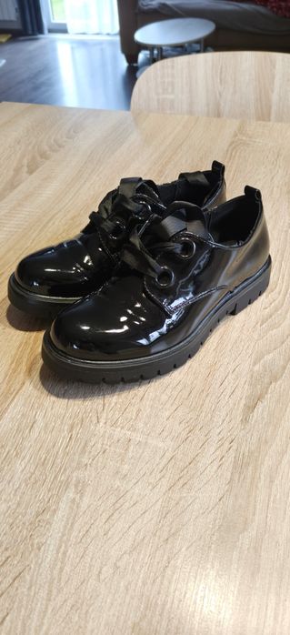 Sprzedam buty Reserved