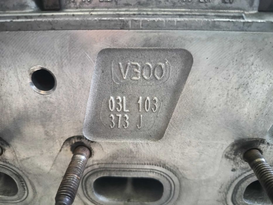 GŁOWICA Audi VW Seat Skoda 2.0 TDI 16V / 03L.103.373J z Wałkami