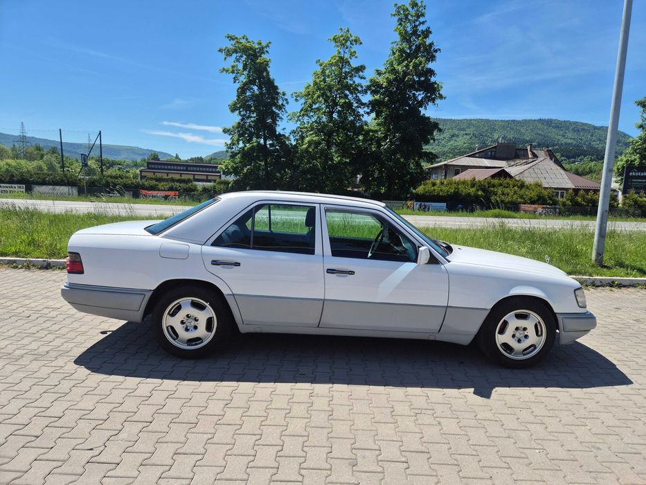 Mercedes-benz W124 * E200 *2,0d 75KM * ZDROWY * HAK *