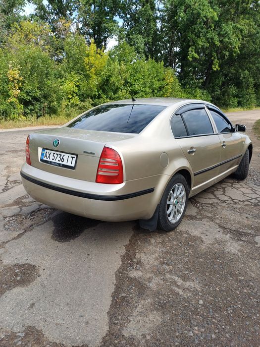Skoda SuperB 1.8 Газ/Бензин