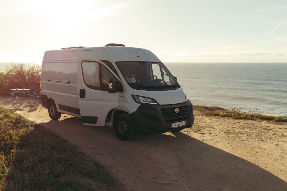 Fiat Ducato  Fiat Ducato 2021 Kamper Off-Grid | Gotowy do podróży