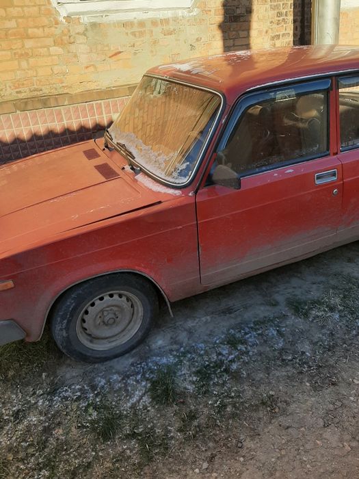 Ваз 2105, 1.3 сел-поехал. Газ, бензин, связь с хозяином.