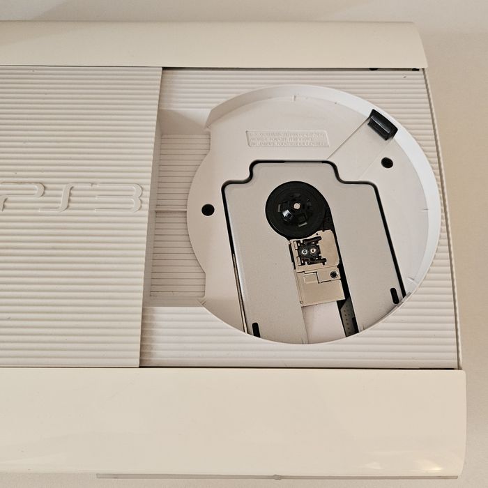 Konsola PS3 White EDITION