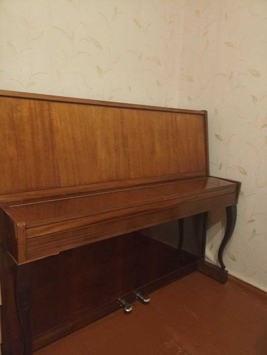 Піаніно Отрада музичний інструмент