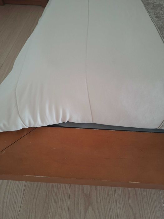 Cama de casal para colchão de 1'50