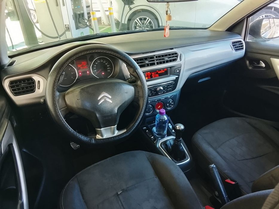 Citroën C-Elysée 1.6 HDi 92cv – 2014 impecável de tudo