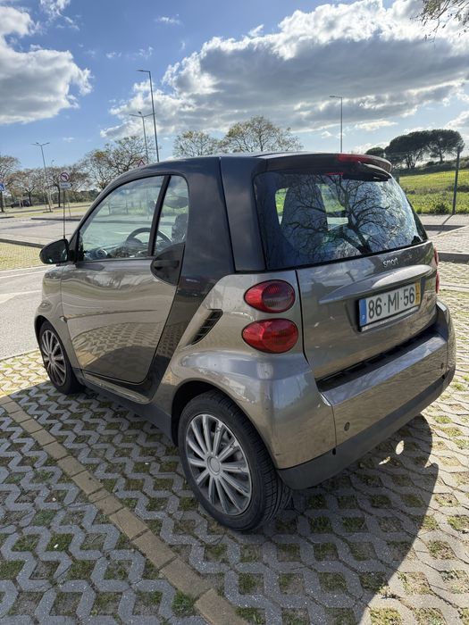 Smart Fortwo c/ poucos km - disponivel