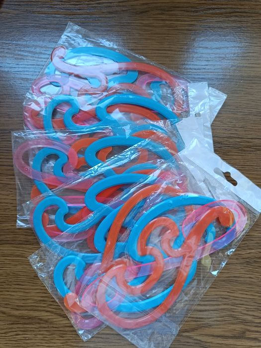 Лекала малі (набір 3шт) ціна за 1 набір 15грн