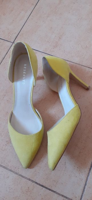Szpilki żółte 39 NOWE Reserved