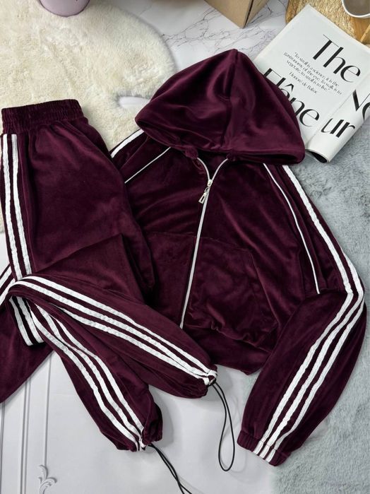 Плюшевий- велюровий костюм жіночий/женский спортивный костюм