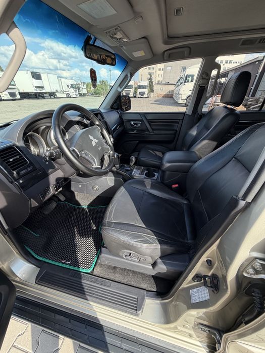 Mitsubishi Pagero Vagon 3.0 бензин/газ 1 власник