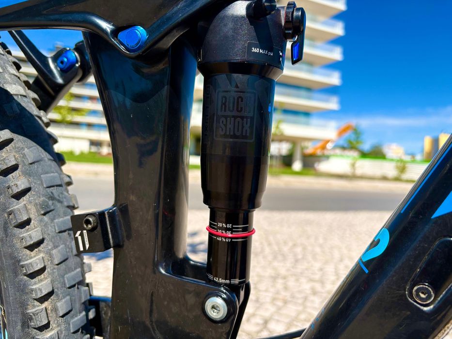 Cube Carbono 29 Full suspension