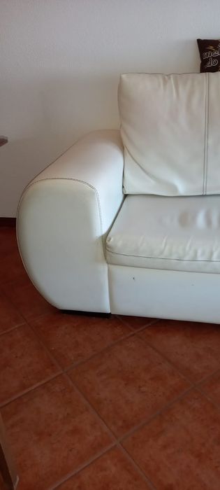 Sofá branco pele sintética