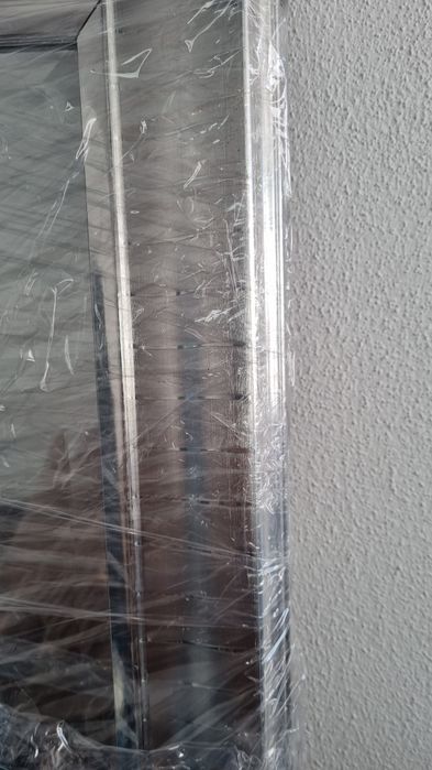 Vendo espelho com moldura 1.68m de altura e 60cm de largura