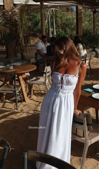 Biała Sukienka Fleur Lavenoir rozm. M