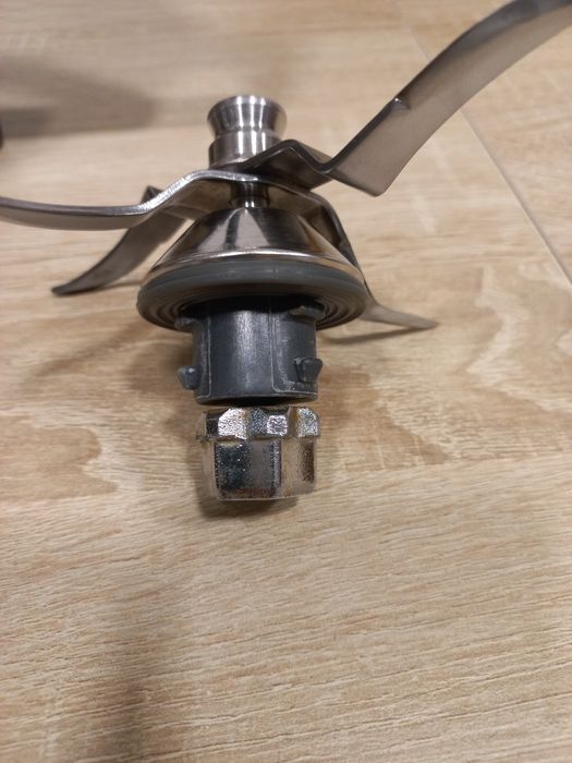 Yammi 2 com acessórios usada - REDUÇÃO DE PREÇO P/ DESOCUPAR