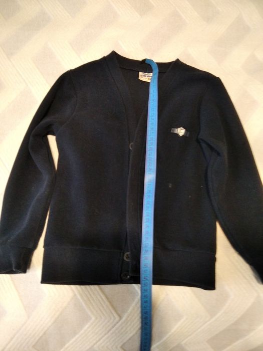 Продам дитячу кофтину на гудзиках