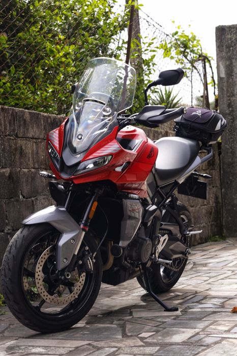 Triumph Tiger esport 660