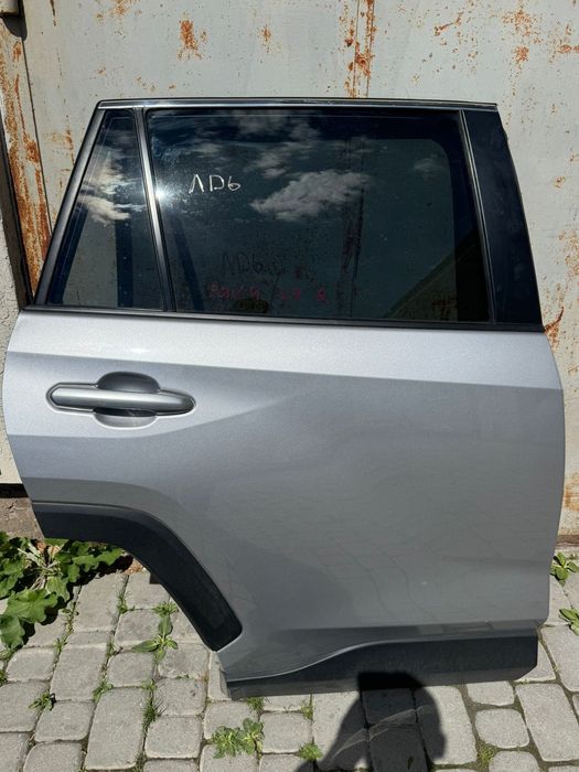 Toyota Rav 4 Двері Задні Праві Тойота  Рав 4 1D6